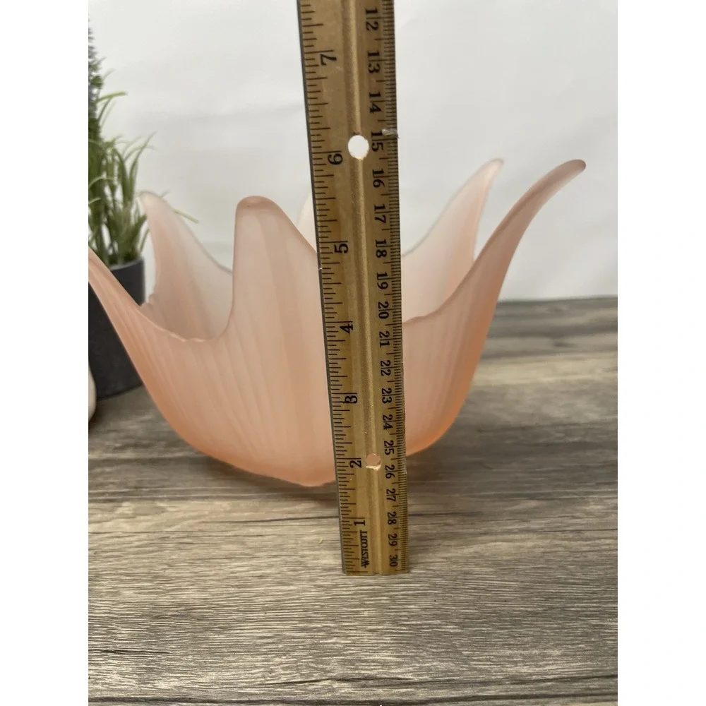 Vintage Viking Satin Pink Lotus Bowl Frosted‎ Glass Ruffled Petal Mid-Century